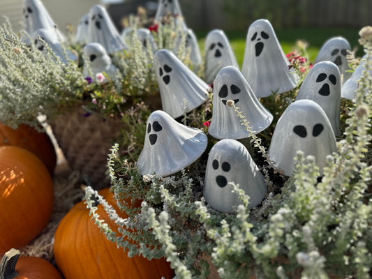 Halloween Ghostyz Core Seasonal Assortment (30-Piece Pack)